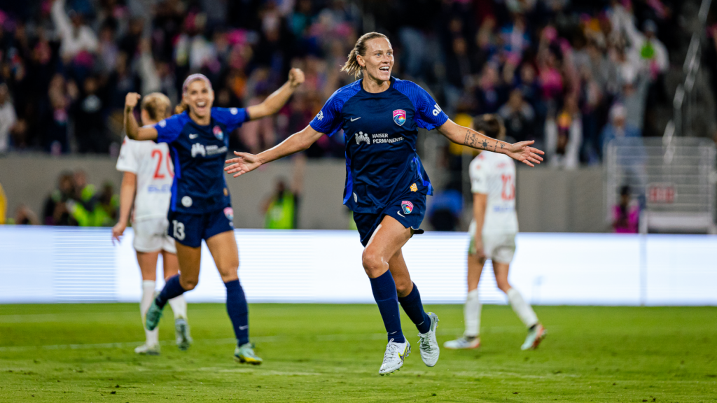 SAN DIEGO WAVE FC ADVANCES TO NWSL SEMIFINAL WITH 21 WIN OVER CHICAGO